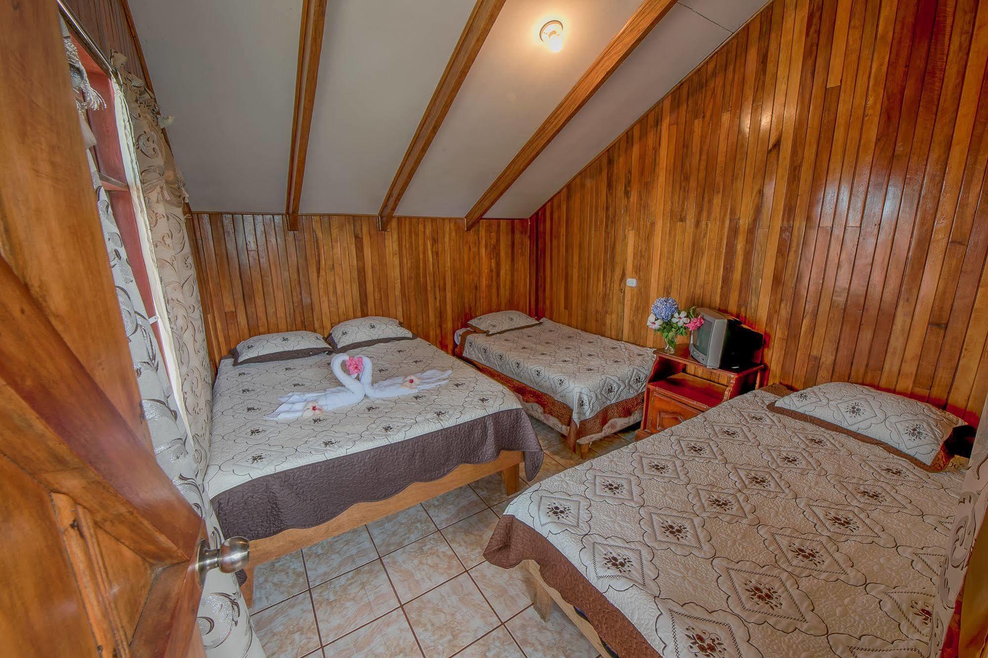 Cabinas Monteverde Paraiso Exteriör bild